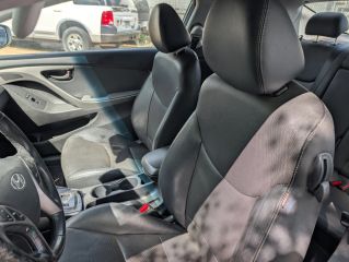 2013 Hyundai Elantra SE - Interior Front Seat Image
